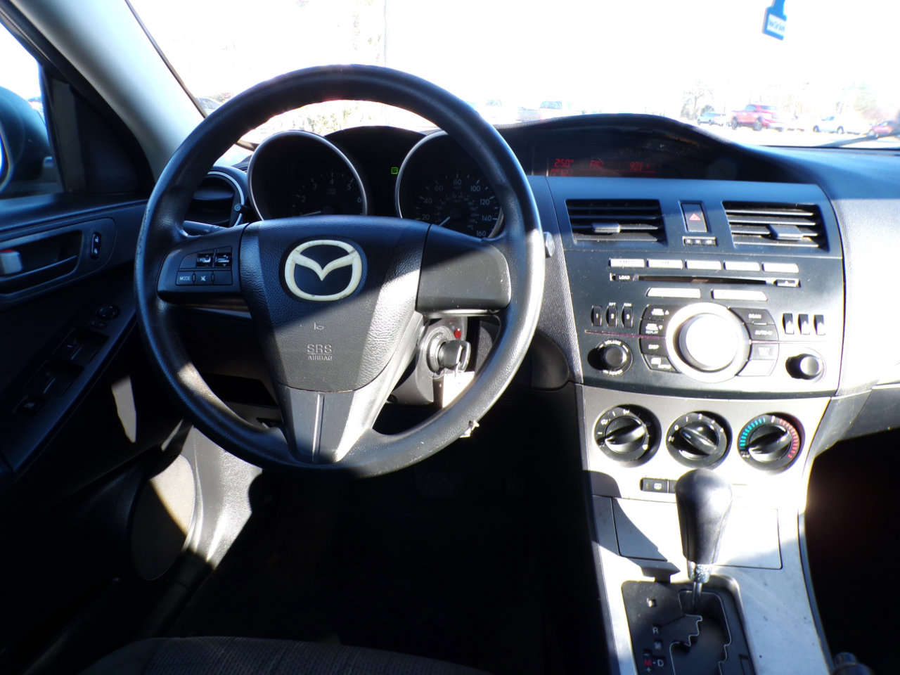 Used 2011 MAZDA MAZDA3 i Sport image 9