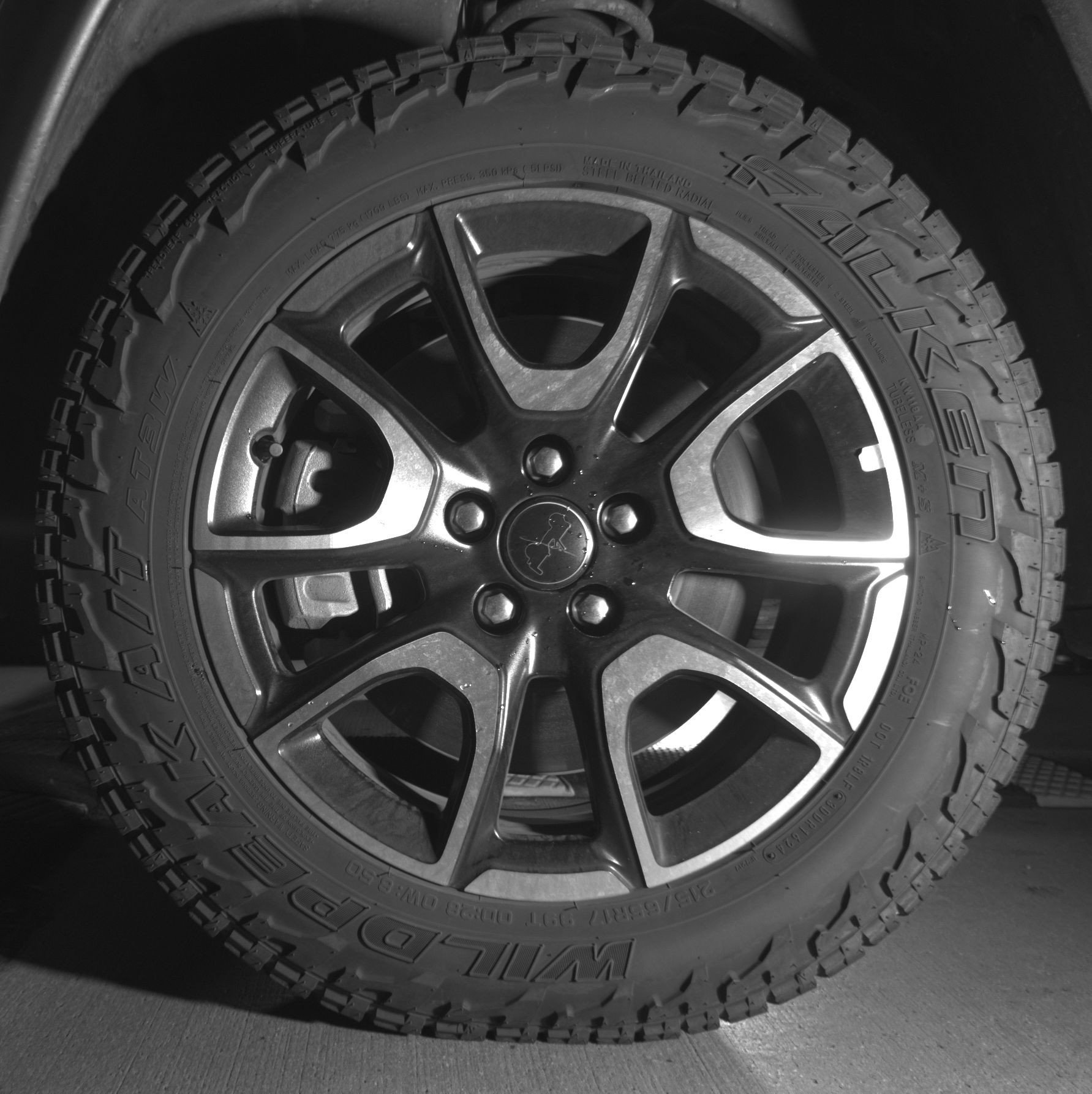 Used 2025 Jeep Compass Trailhawk AWD/4WD image 12