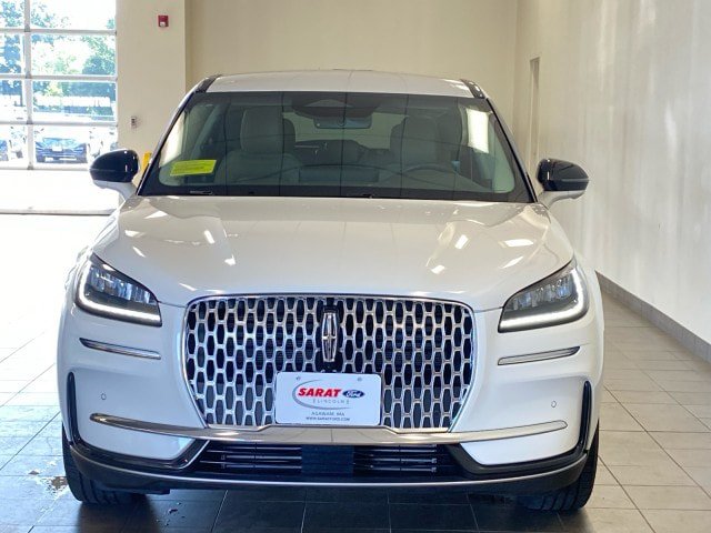 Certified 2023 Lincoln Corsair AWD w/ Equipment Group 101A image 3
