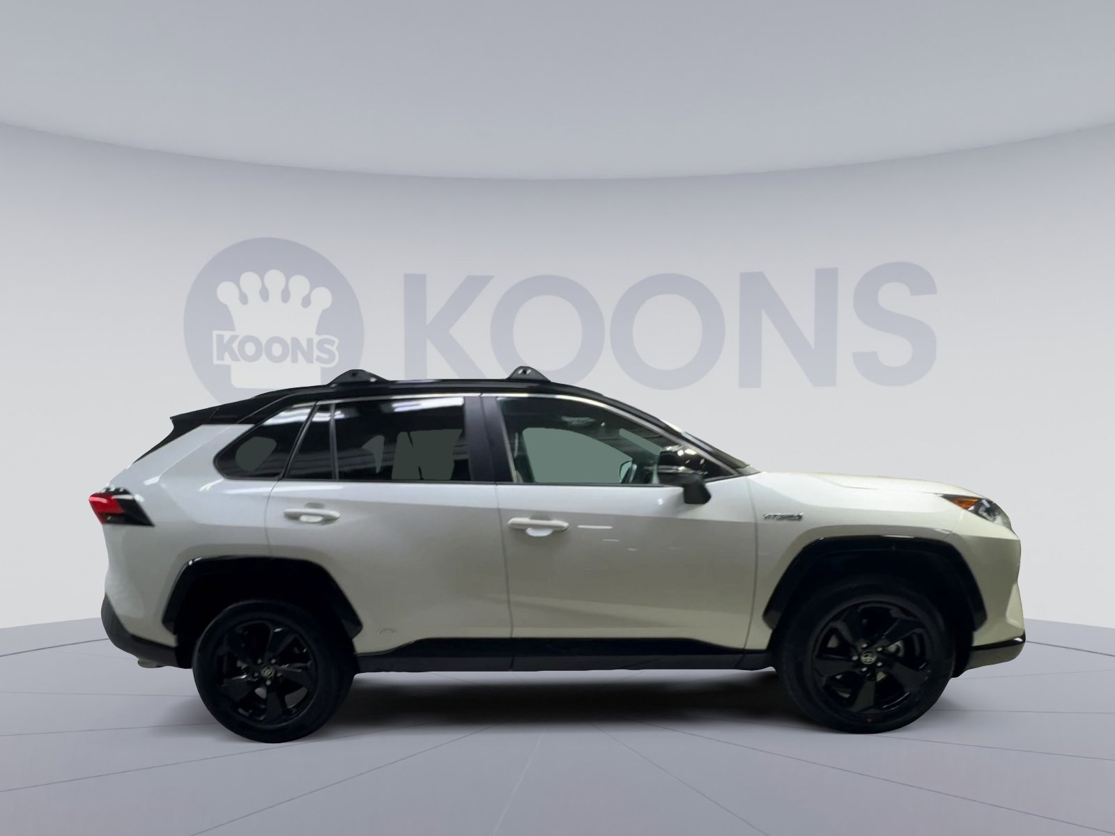 Used 2021 Toyota RAV4 XSE image 11