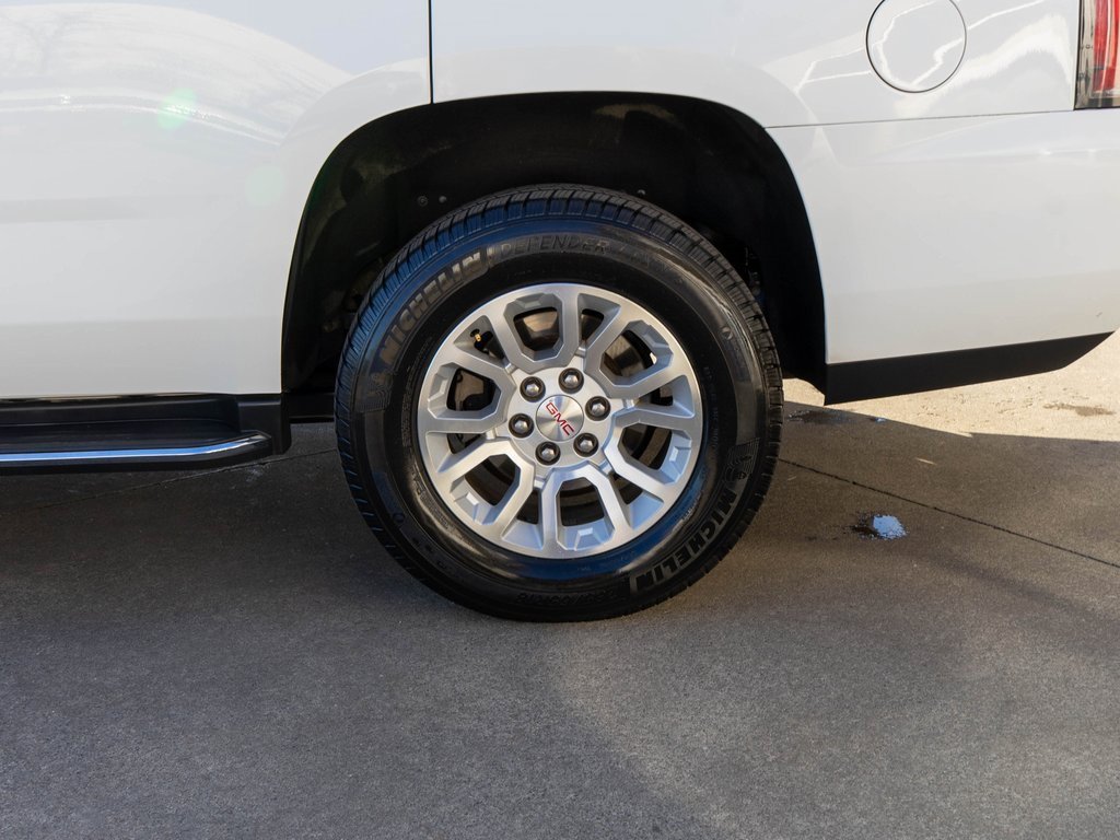 Used 2019 GMC Yukon SLT w/ HD Trailering Package image 35