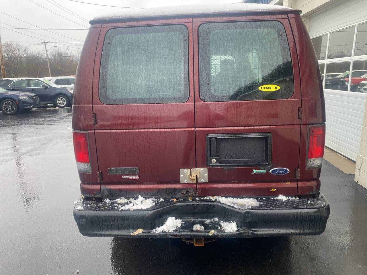 Used 2011 Ford E-350 and Econoline 350 Super Duty w/ Commercial Cargo Van Pkg image 8