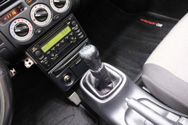 Used 2001 Toyota MR2 image 26