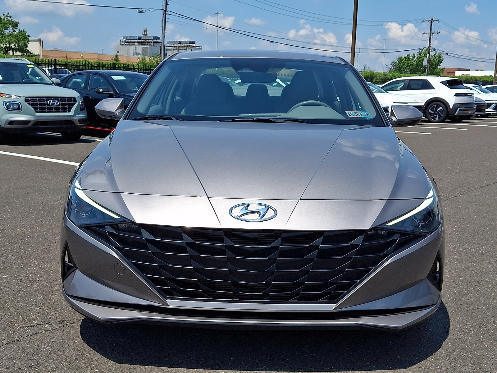 Certified 2023 Hyundai Elantra SEL w/ Preferred Accessory Package FWD image 2