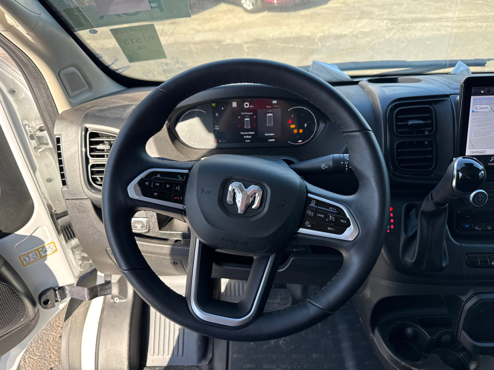 Used 2025 RAM ProMaster 2500 w/ Premium Convenience Group image 12