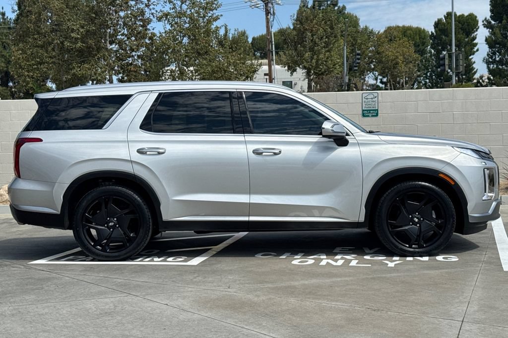 Used 2025 Hyundai Palisade SEL FWD image 6