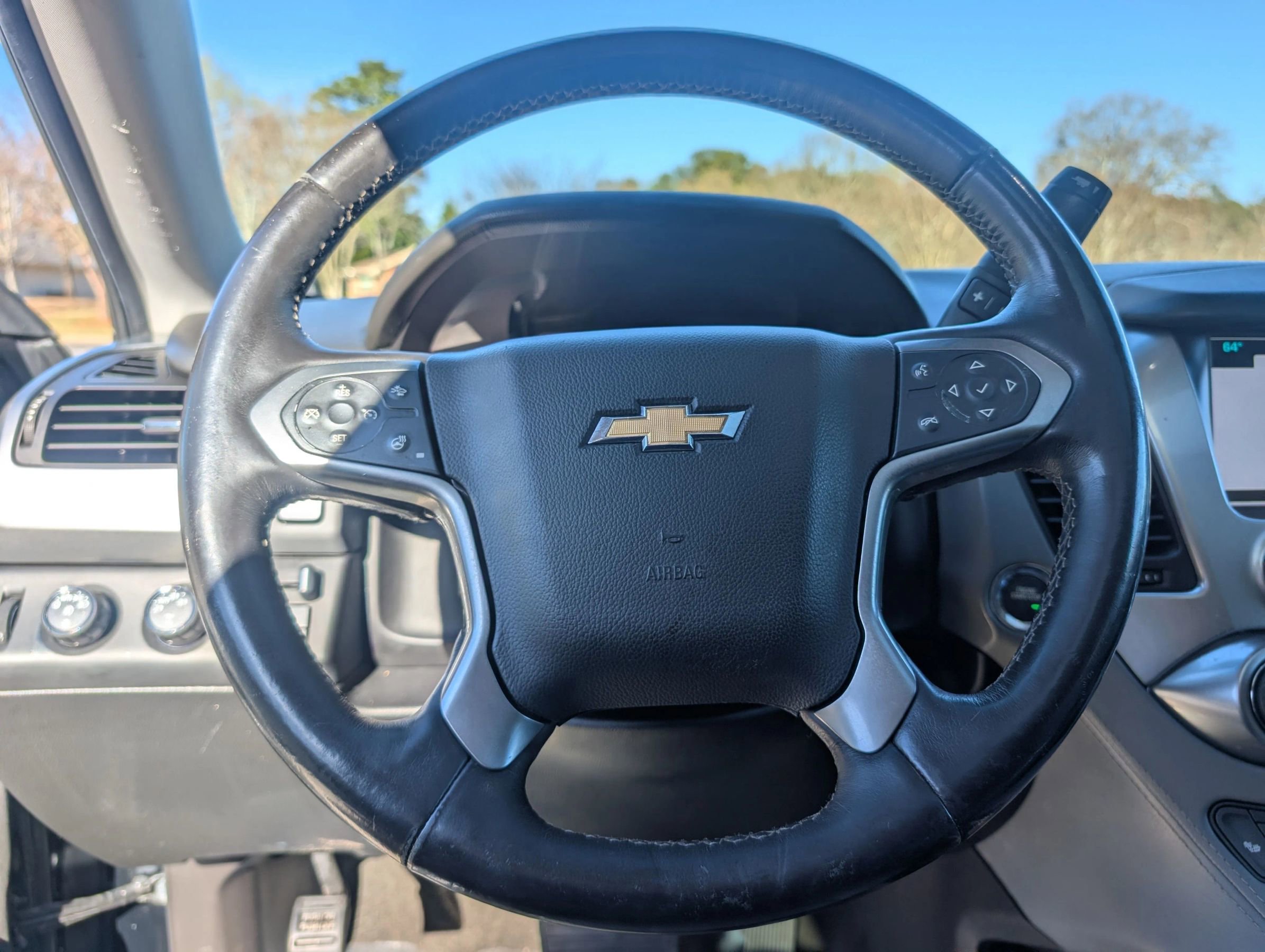 Used 2016 Chevrolet Suburban LT w/ Luxury Package AWD/4WD image 22