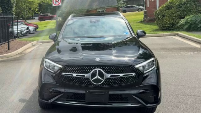 Used 2026 Mercedes-Benz GLC 300 4MATIC image 5