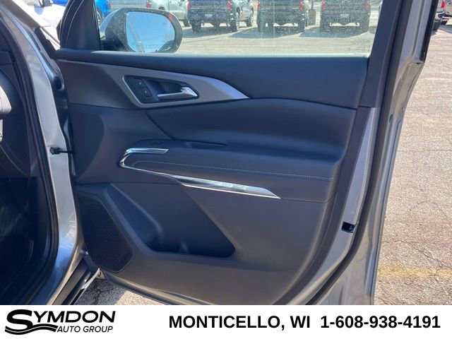 New 2026 Chevrolet Traverse LT w/ Sun and Wheel Package image 20