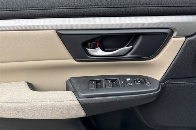 Used 2017 Honda CR-V LX image 11