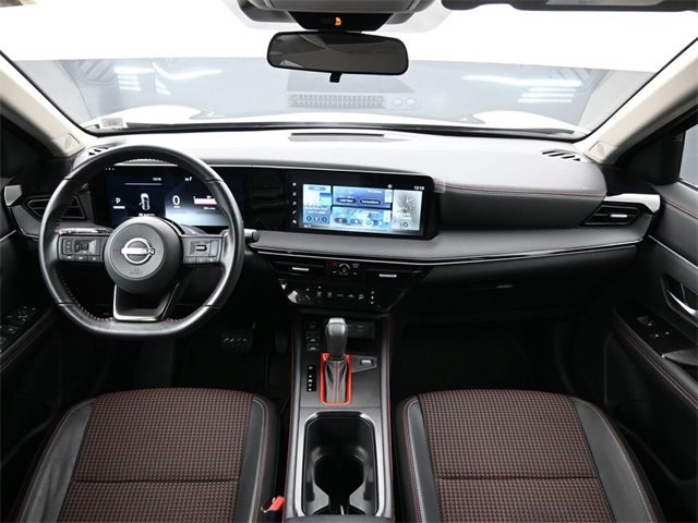 Used 2025 Nissan Kicks SR image 24