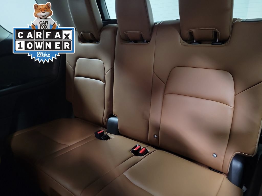 Used 2024 Nissan Pathfinder Platinum AWD/4WD image 28