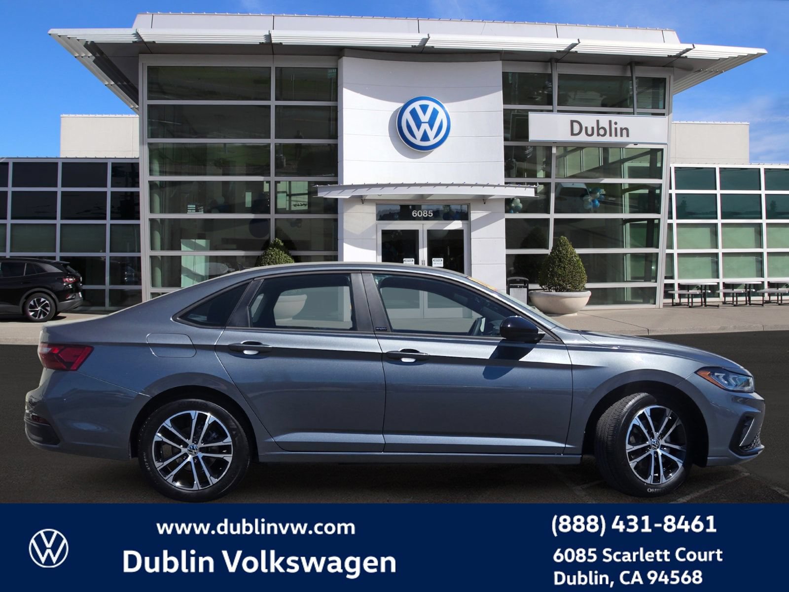 Certified 2025 Volkswagen Jetta Sport FWD image 3
