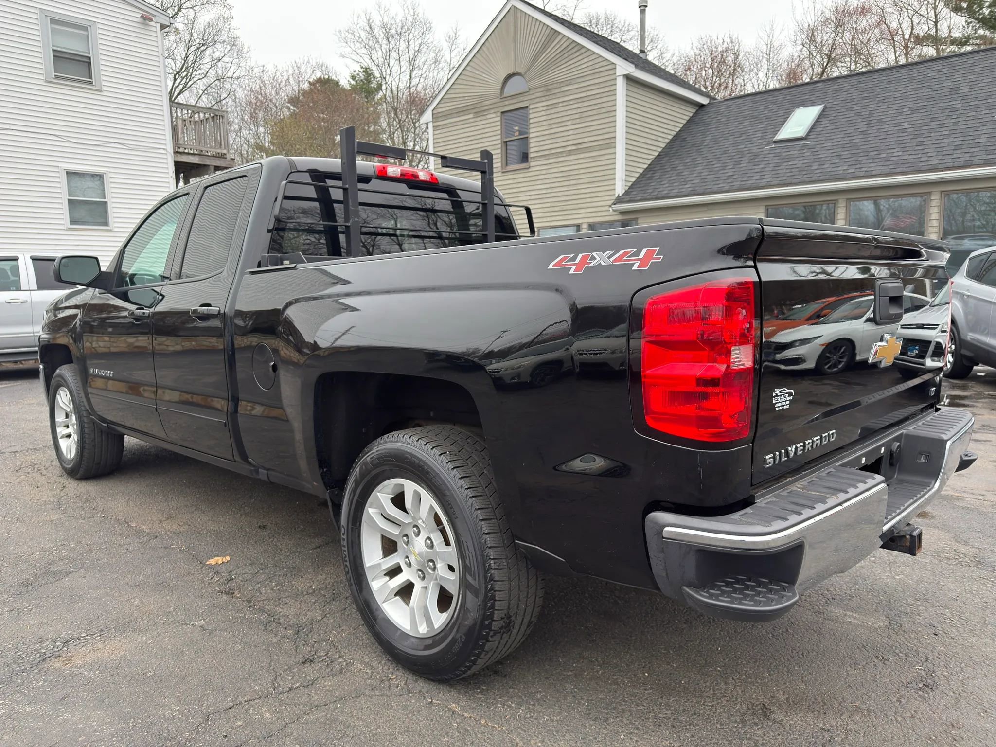 Used 2017 Chevrolet Silverado 1500 LT w/ All Star Edition image 5