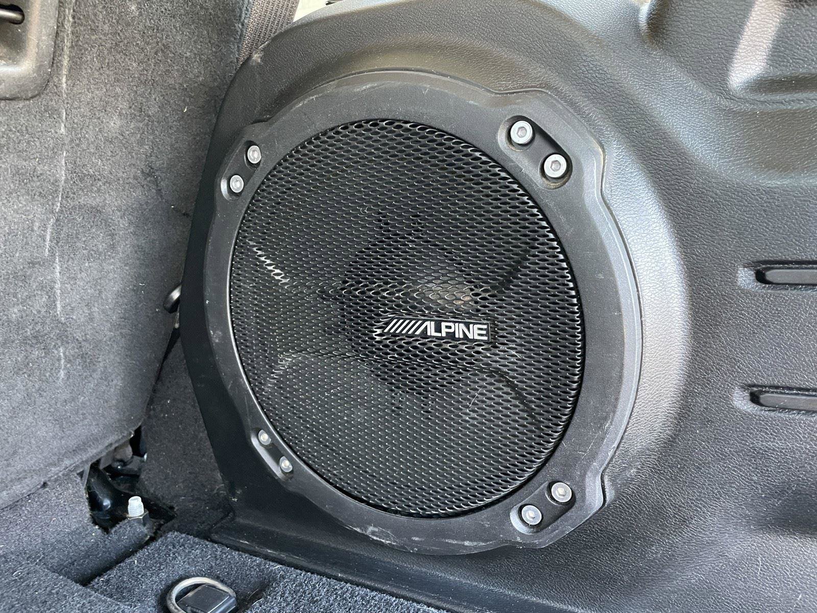 Used 2018 Jeep Wrangler Unlimited Sport S image 38