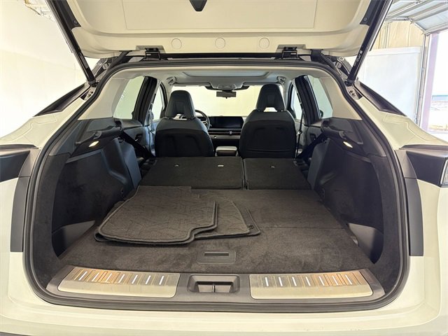 Certified 2025 Nissan Ariya Platinum image 16