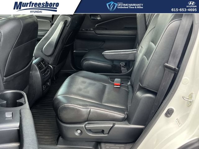 Used 2016 Honda Pilot Elite image 16