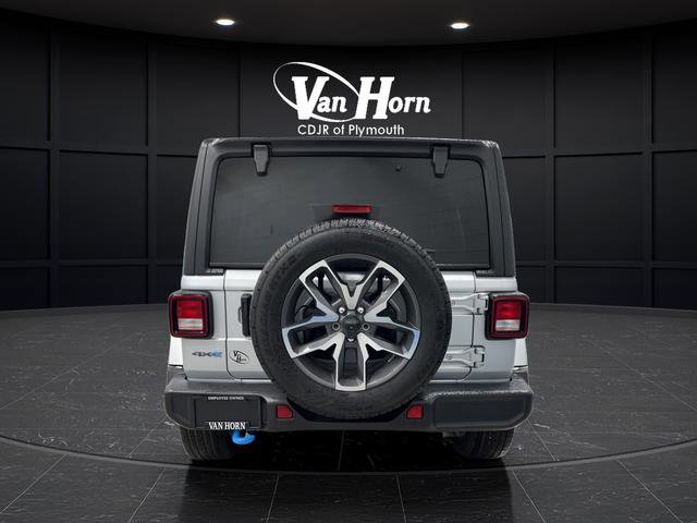 Used 2024 Jeep Wrangler Unlimited image 11
