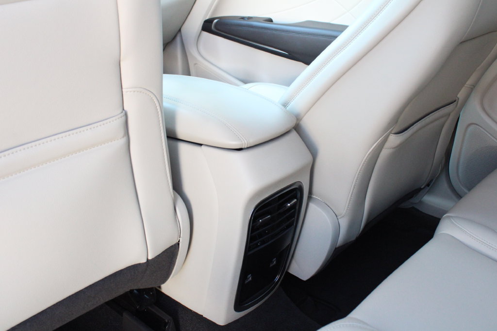 Used 2019 Lincoln MKC Premiere AWD/4WD image 23