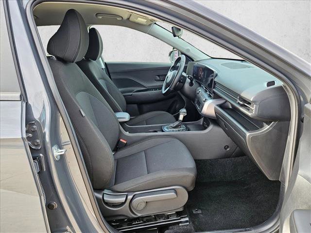 Used 2025 Hyundai Kona SEL FWD image 20