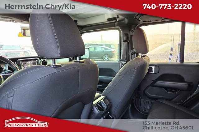 Used 2021 Jeep Gladiator Overland image 23