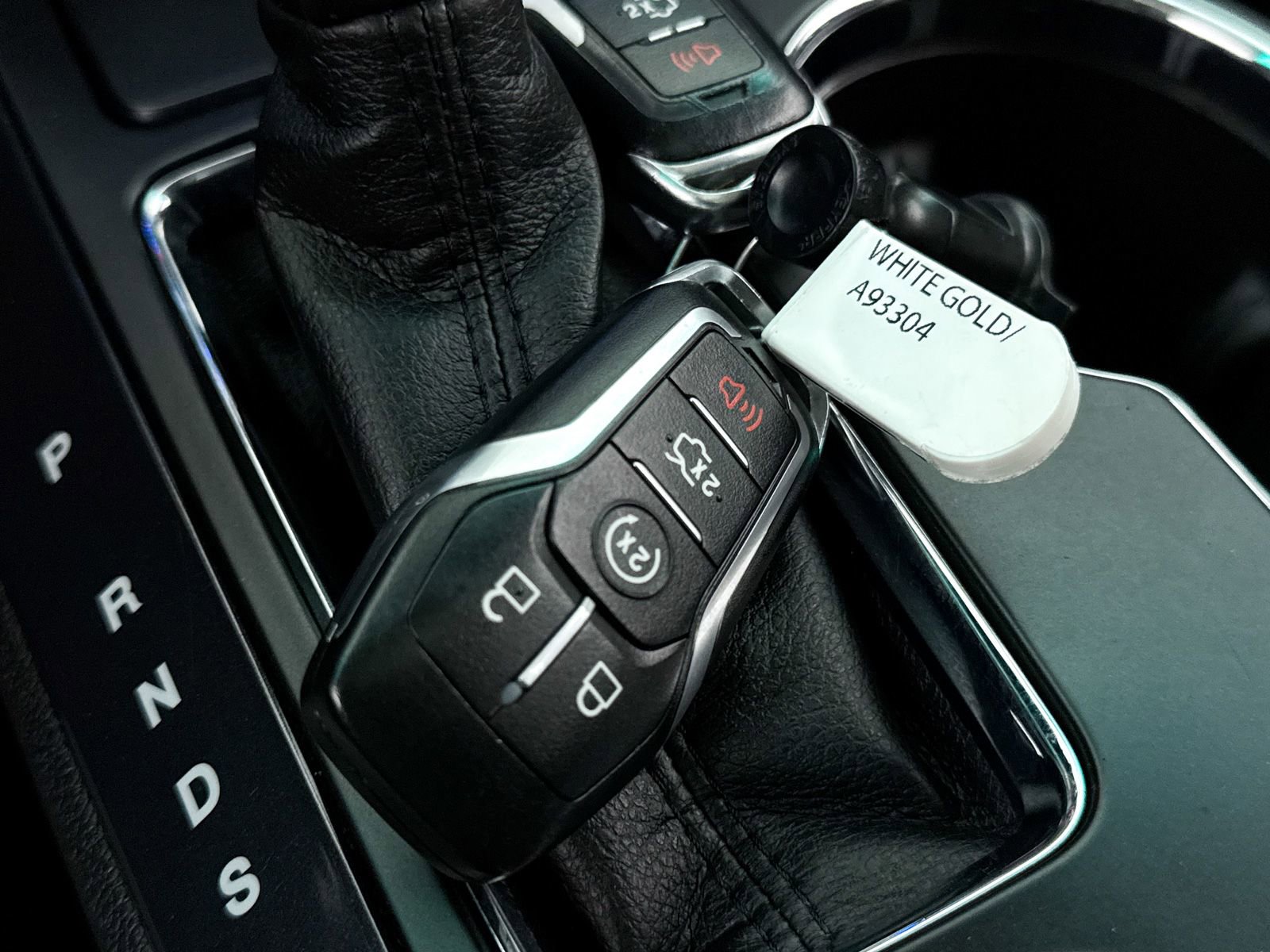 Used 2017 Ford Explorer Platinum image 40