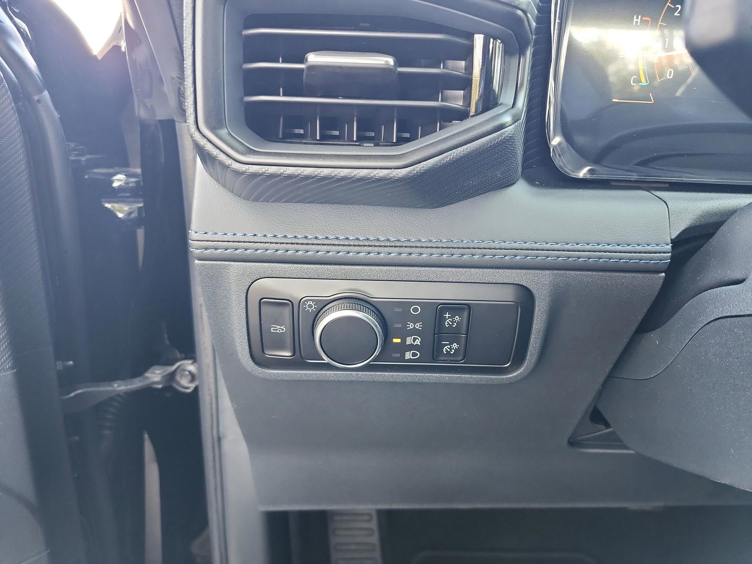 New 2025 Ford Mustang Dark Horse image 12