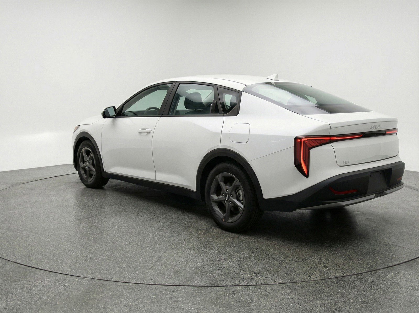 Used 2025 Kia K4 FWD image 6