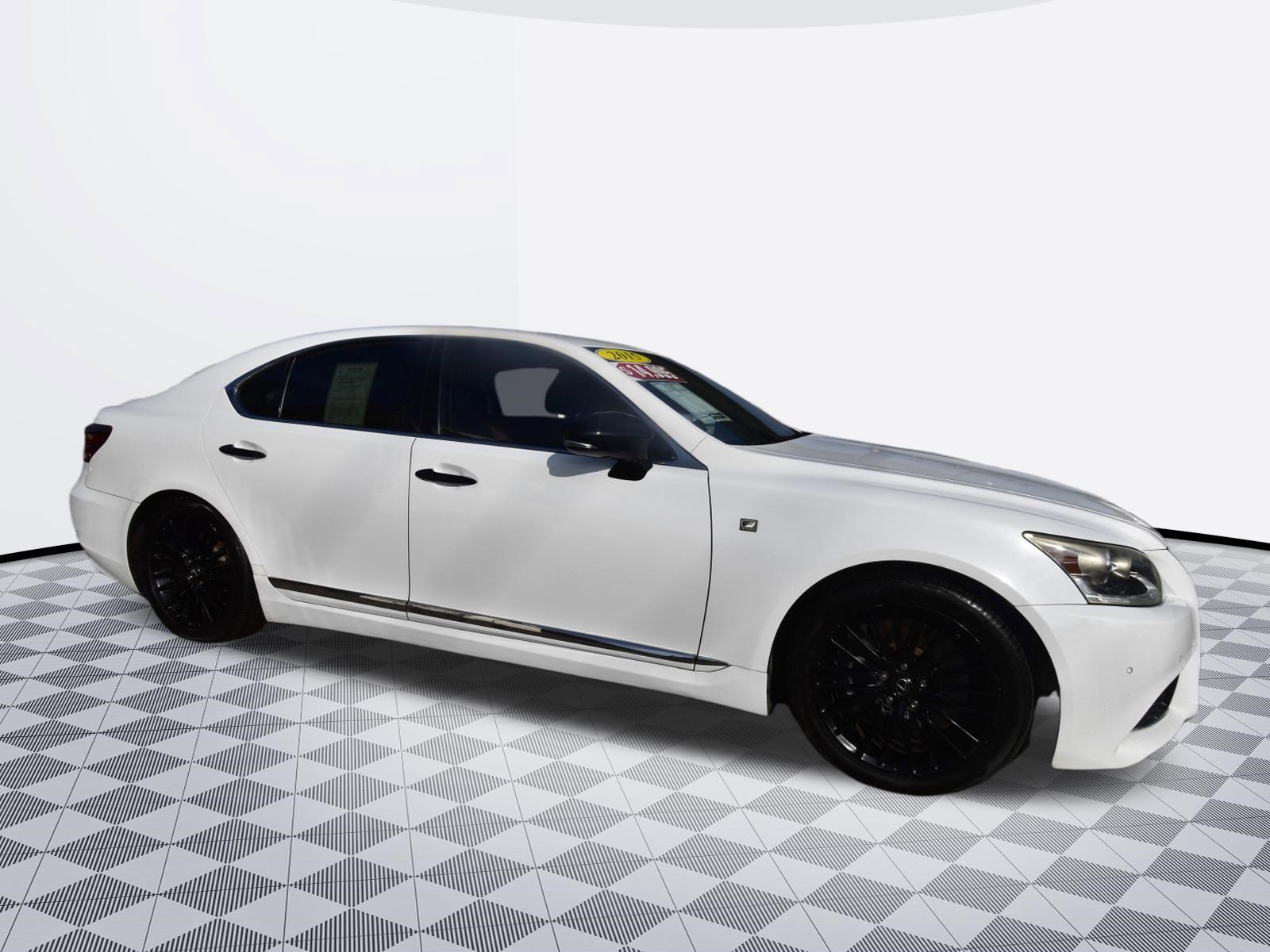 Used 2015 Lexus LS 460 AWD image 4