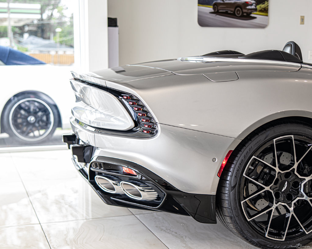 New 2026 Aston Martin Vanquish Convertible RWD image 12