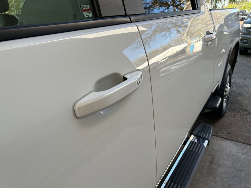 Used 2024 Chevrolet Silverado 2500 LT AWD/4WD image 15
