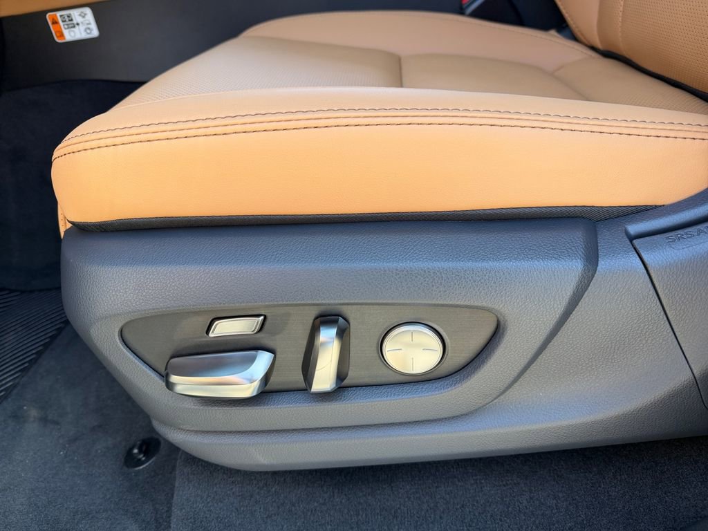 New 2026 Lexus LX 700h Luxury AWD/4WD image 16