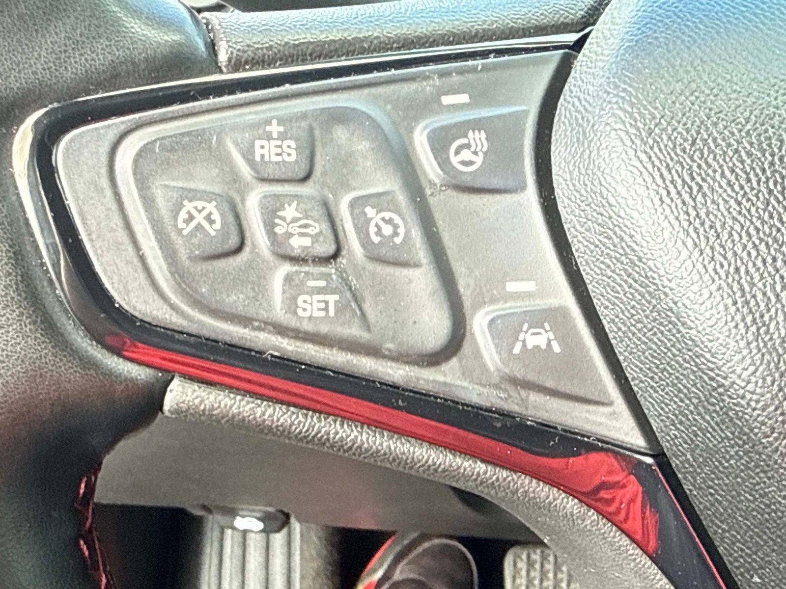 Used 2023 Chevrolet Equinox RS w/ RS Leather Package image 26