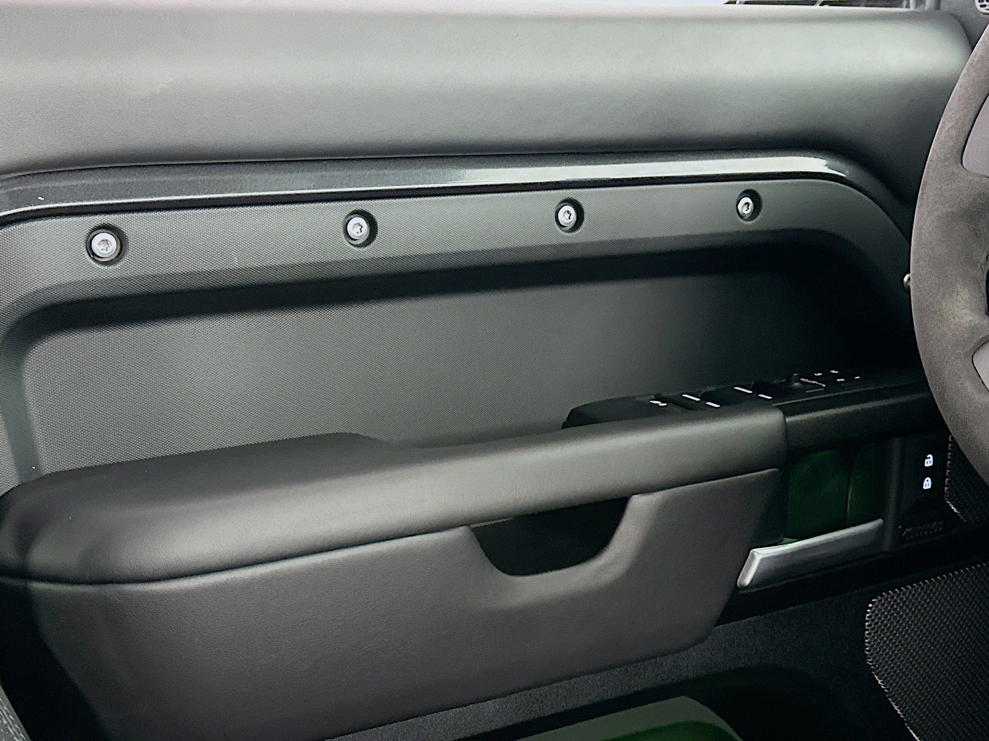 Used 2024 Land Rover Defender 110 Carpathian Edition image 15