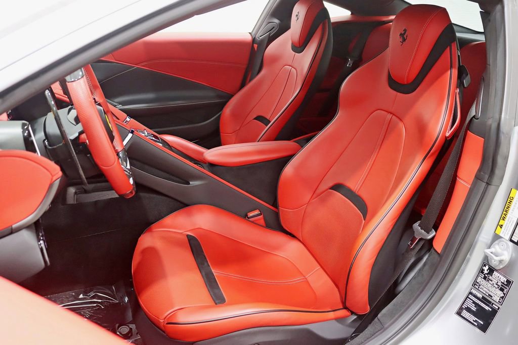 Used 2022 Ferrari Roma RWD image 36