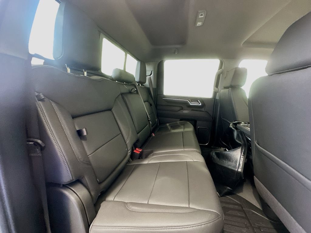 New 2026 GMC Sierra 2500 SLT w/ SLT Convenience Package AWD/4WD image 27