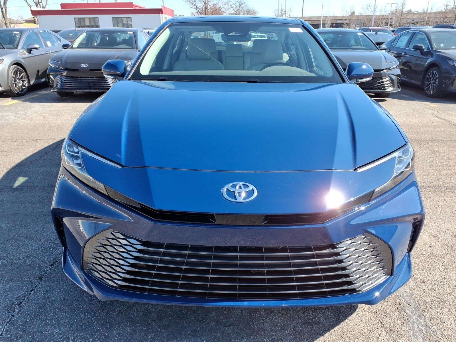 Used 2026 Toyota Camry XLE image 2
