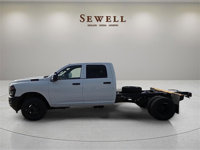 New 2026 RAM 3500 Tradesman image 4