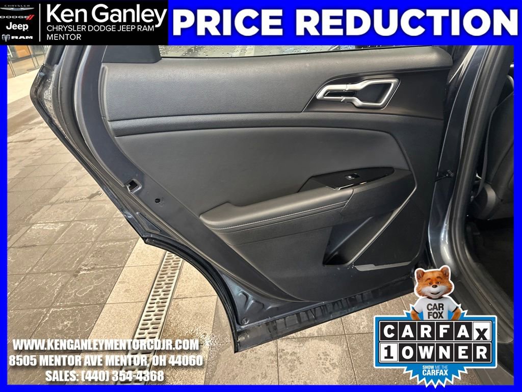 Used 2024 Kia Sportage EX image 19