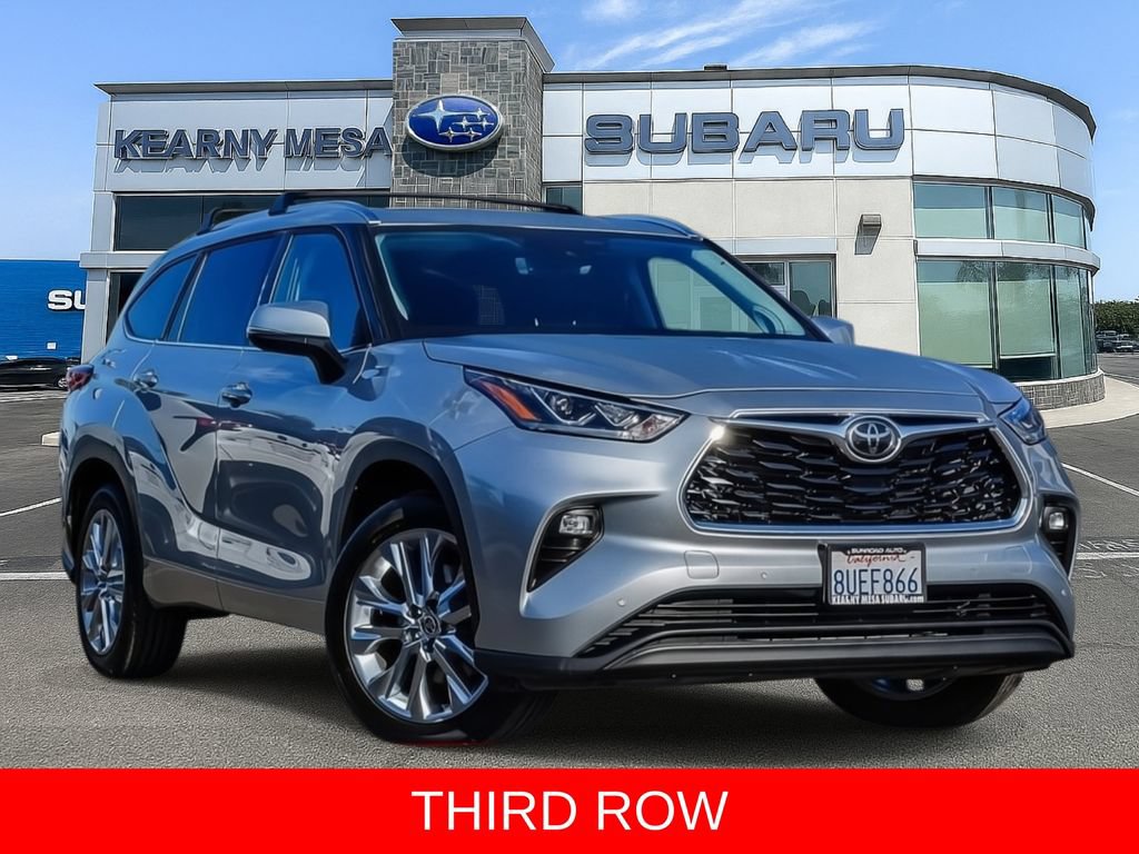 Used 2021 Toyota Highlander Limited FWD video 1