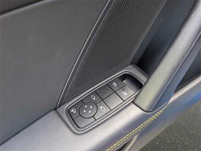 Used 2023 Porsche 911 Carrera image 13