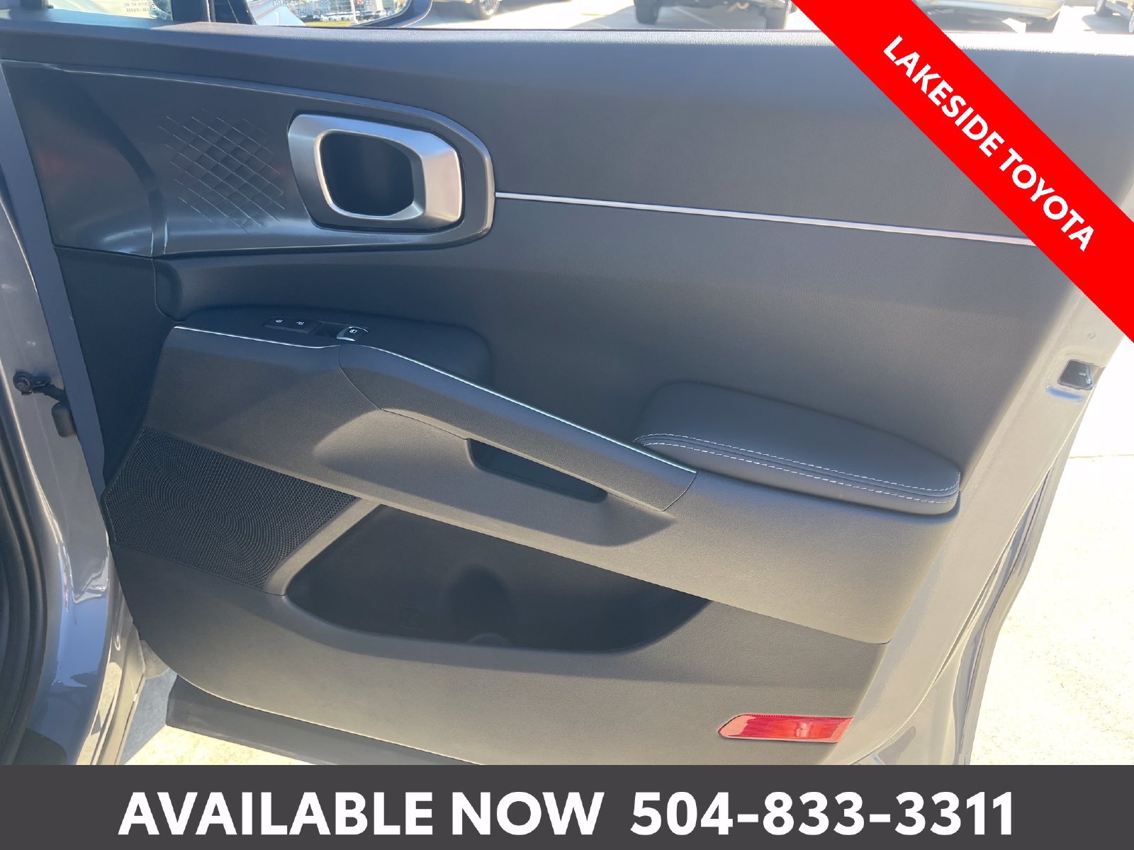 Used 2023 Kia Sorento S FWD image 17