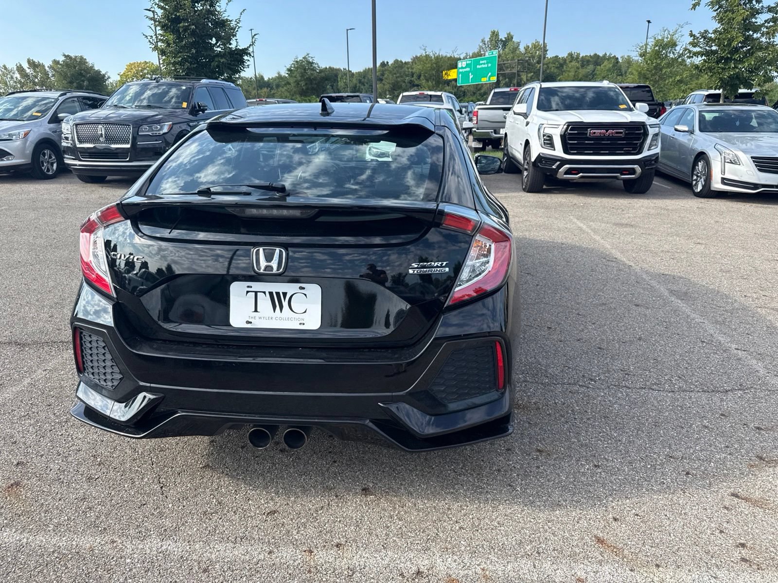 Used 2018 Honda Civic Sport Touring image 6