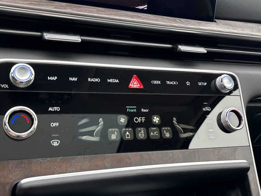 New 2026 Genesis GV80 2.5T Select AWD/4WD image 18