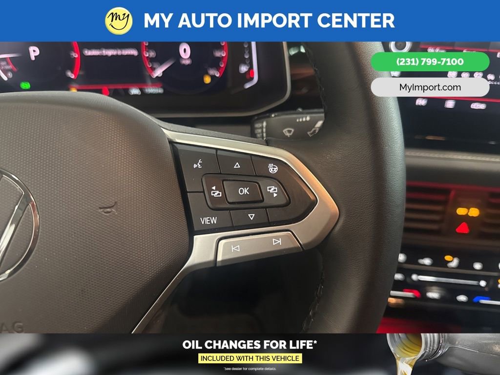 Used 2025 Volkswagen Jetta SEL image 18