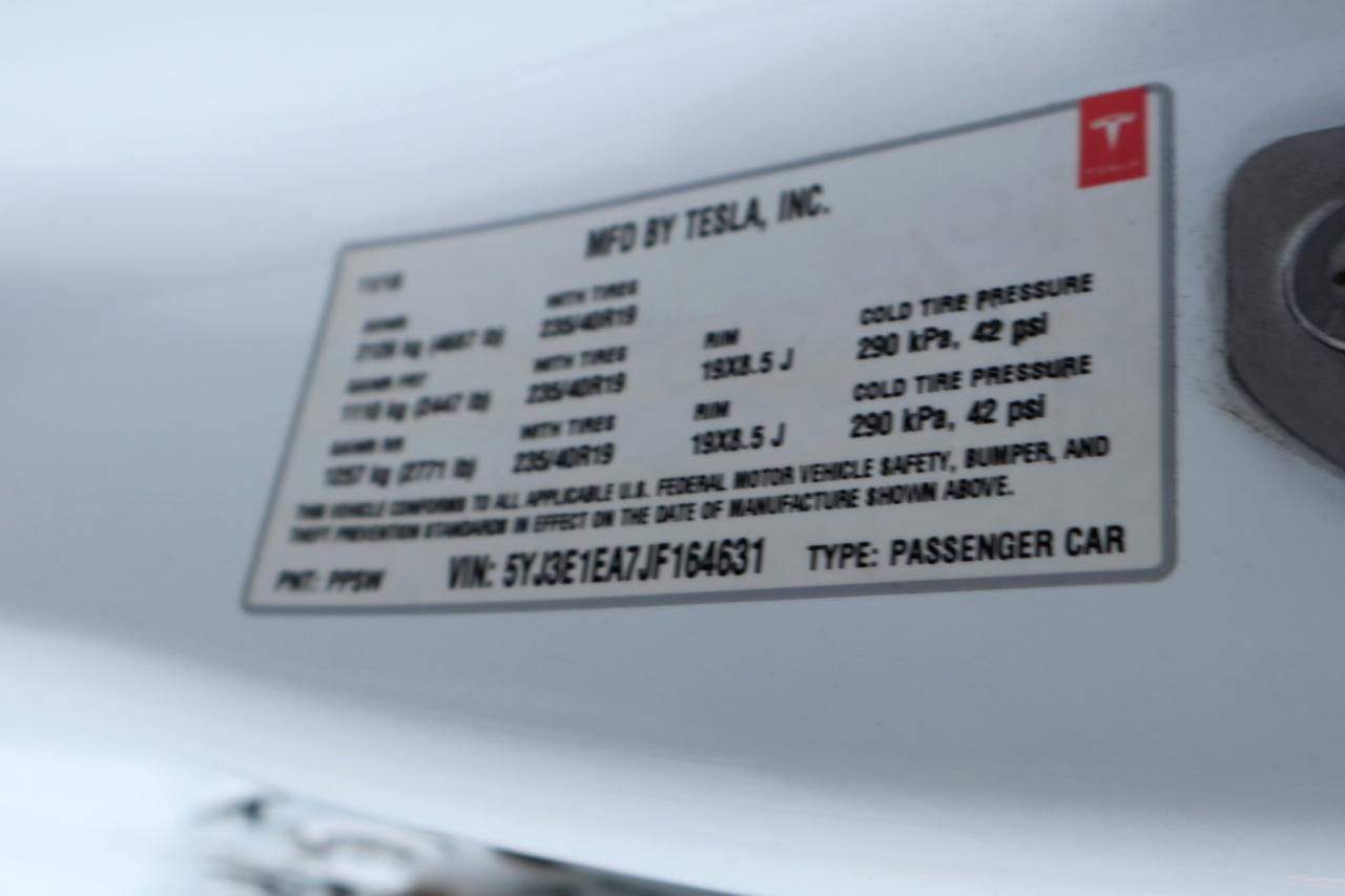 Used 2018 Tesla Model 3 Long Range RWD image 40