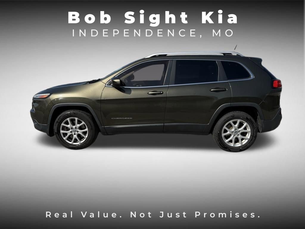 Used 2015 Jeep Cherokee Latitude w/ Cold Weather Group image 6