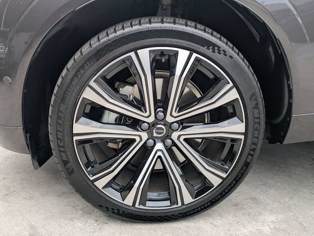 Certified 2023 Volvo XC60 T8 Ultimate AWD/4WD image 10