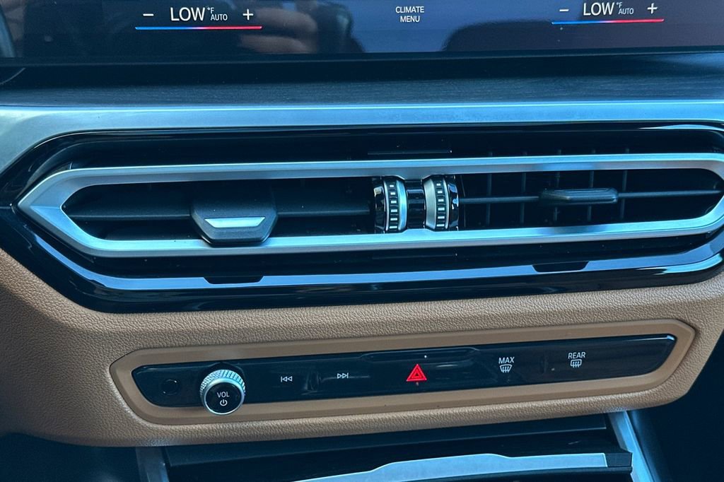 Used 2023 BMW 330e w/ M Sport Package image 22