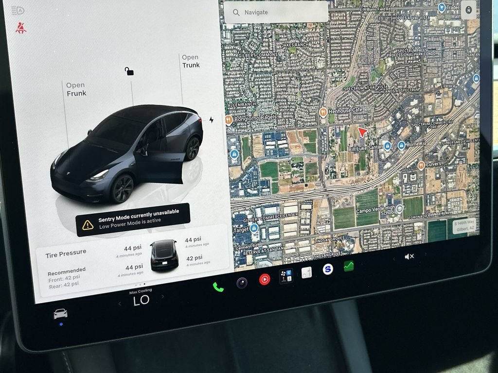 Used 2025 Tesla Model Y Long Range AWD/4WD image 14